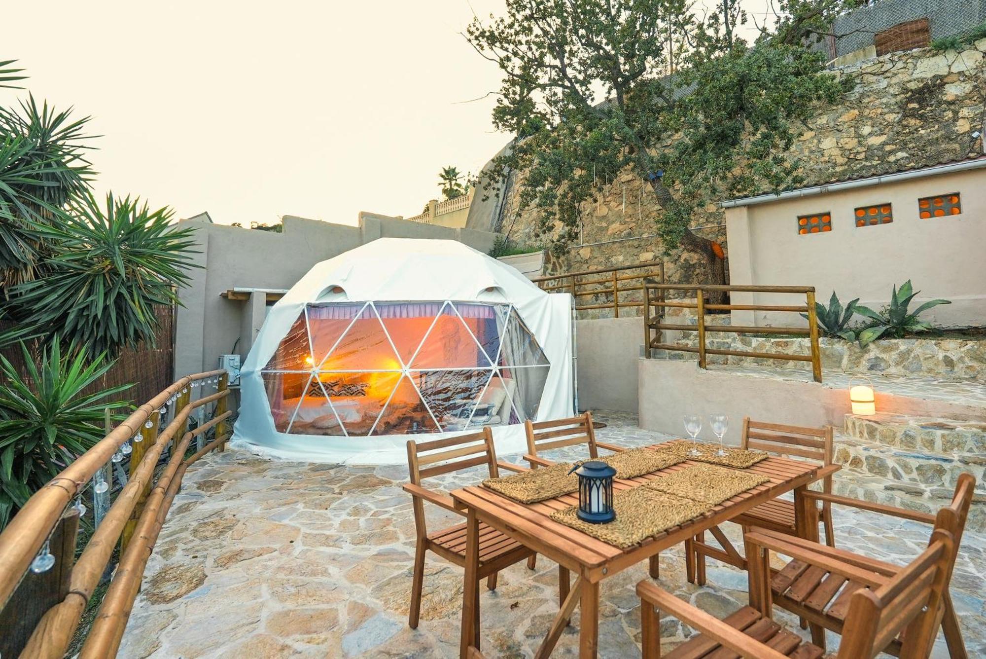 Aaa View Private Terrace Outdoor Heated Hot Tub Family Fun Badalona Exterior foto