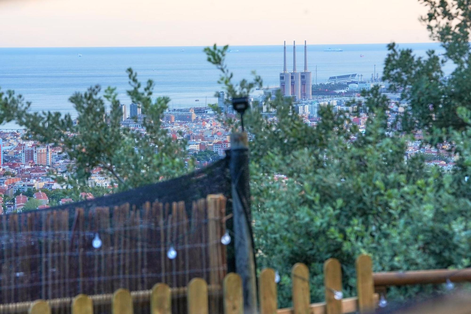 Aaa View Private Terrace Outdoor Heated Hot Tub Family Fun Badalona Exterior foto